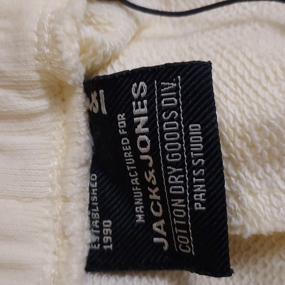 Jack&Jones Shorts - Picture 7 of 11